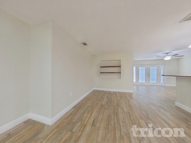 Photo - 2247 Blue Tern Dr