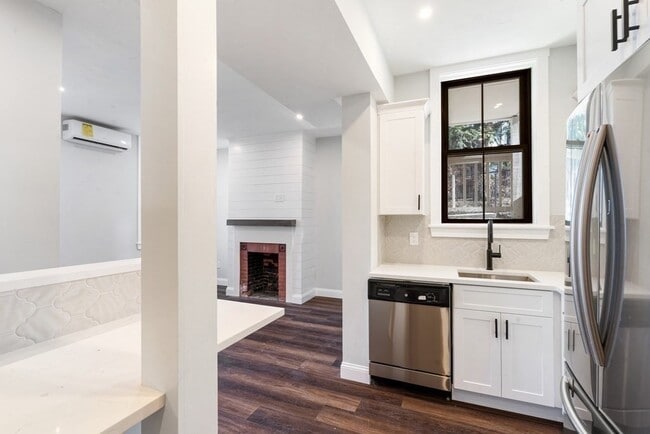 Photo - 31 Monadnock St Unit 2