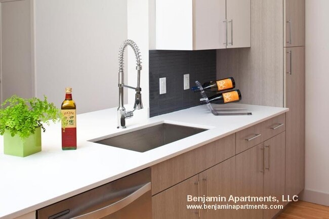 Photo - 320 D St Unit 315