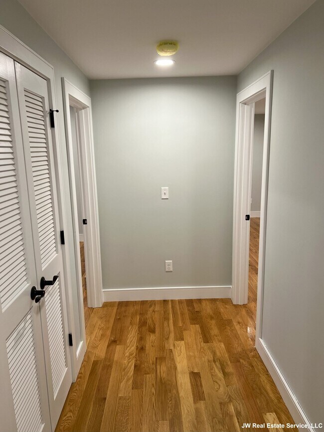 Photo - 30 Town Hill St