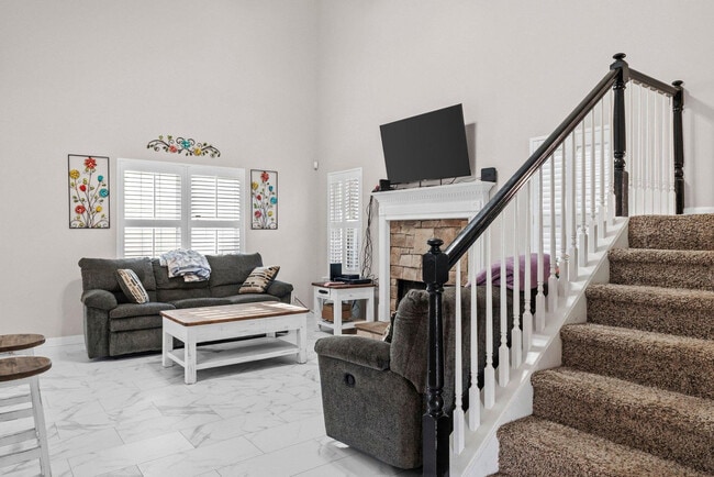 Photo - 66 Woodmont Ln Unit ID1302817P