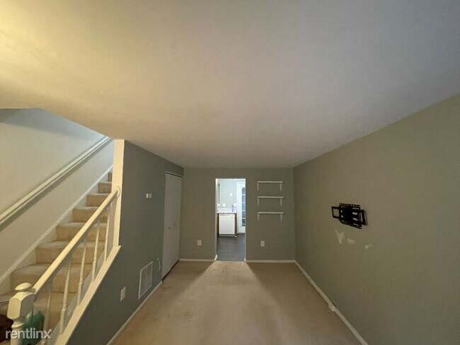 Photo - 2 br, 1 bath Townhome - 34 Palmer Court