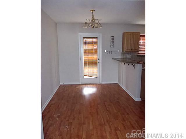 Photo - 1426 Peach Park Ln