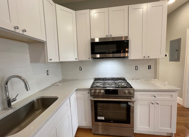 Photo - 150 Arlington St Unidad 3