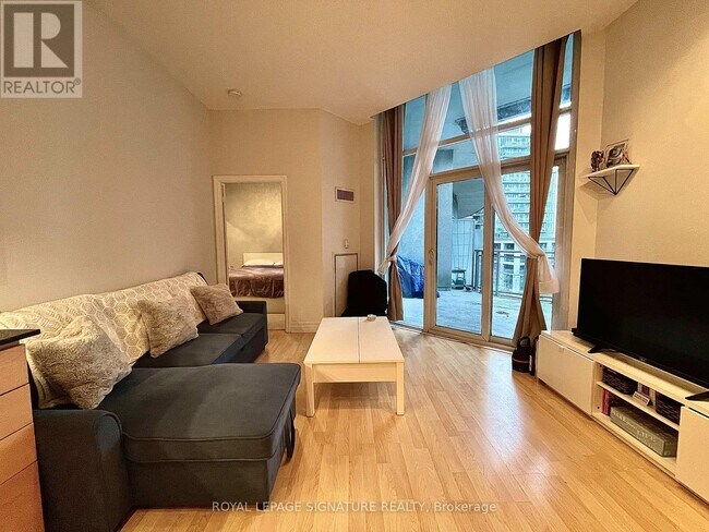 58 Marine Parade Dr Unit 429