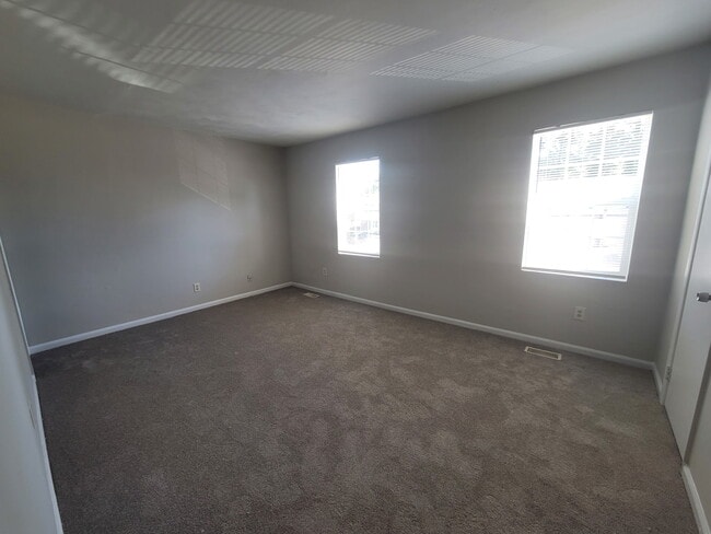 3221 Barlborough Way