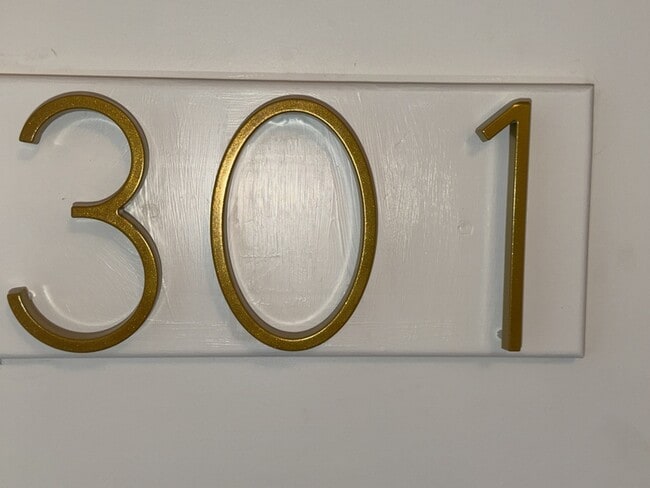 Building Photo - 901 Fifth St