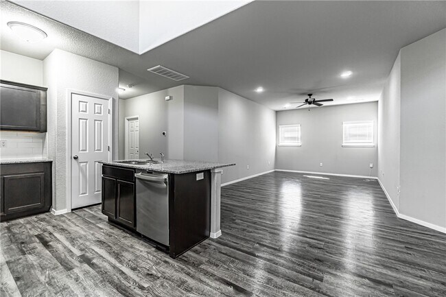 Photo - 6605 SW Warrington Rd