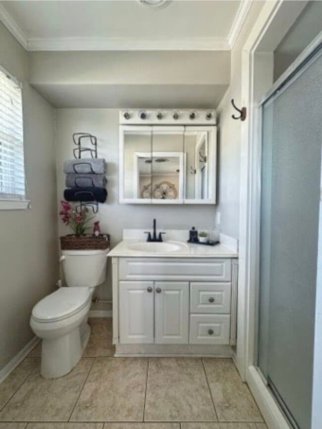 Photo - 509 Light St