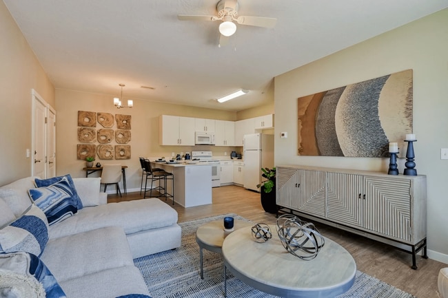 Photo - Brookfield Apartments