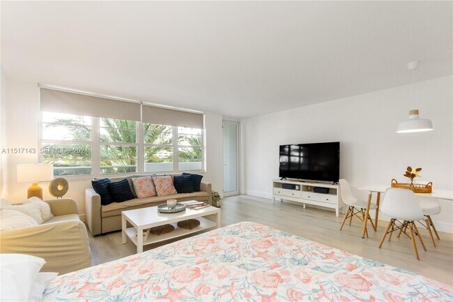 Photo - 100 Lincoln Rd Unit 312