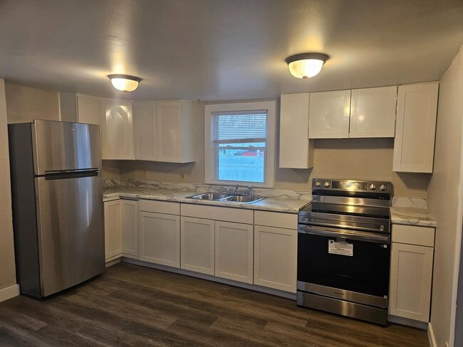 Photo - For more information call Sabrina Thomas at 757-767-0767