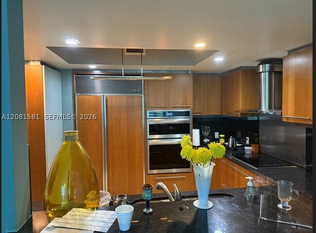 Building Photo - 9401 Collins Ave Unit 405