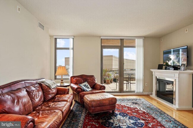 Photo - 3650 S Glebe Rd Unit 749