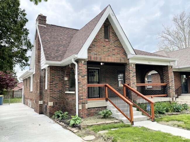 Building Photo - 964 N Lesley Ave Rental