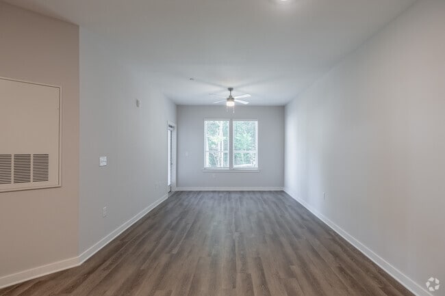 3BR, 2BA - 1,274SF - Living Room
