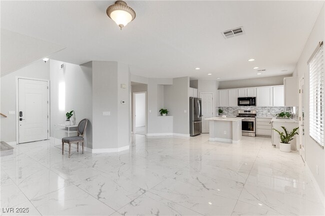 Photo - 5614 Midnight Breeze St