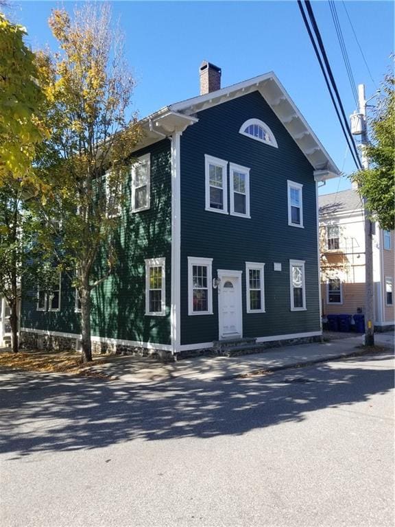 Building Photo - 32 Farewell St Unit 4