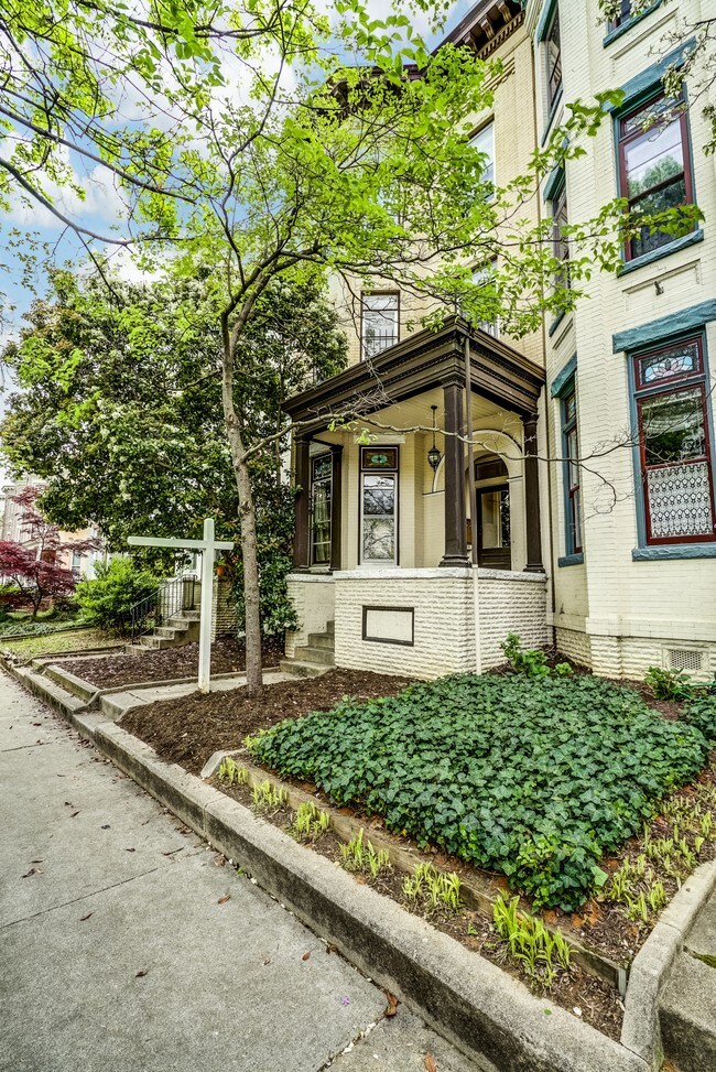 Photo - 1629 W Grace St