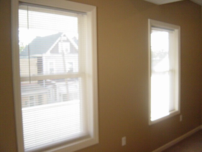 242 Dilworth St Unit 2