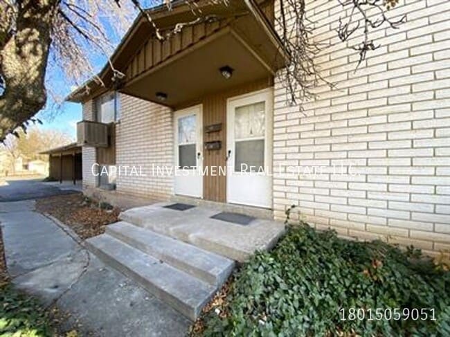 Building Photo - 1126 Crandall Ave S Unit B