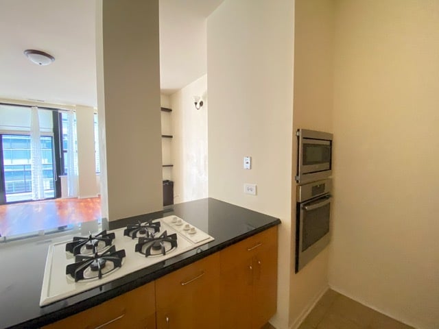 Photo - 130 S Canal St Unidad 804