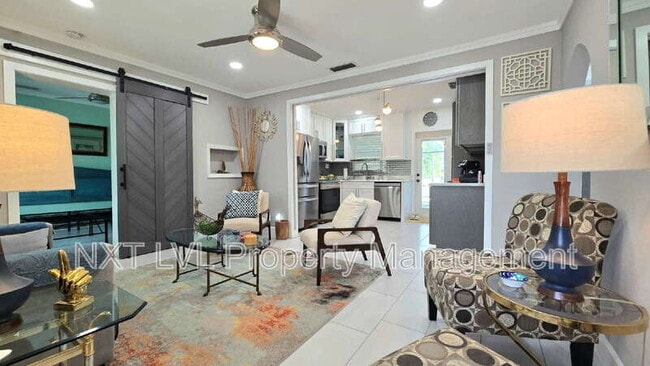 Photo - 509 W Olympia Ave