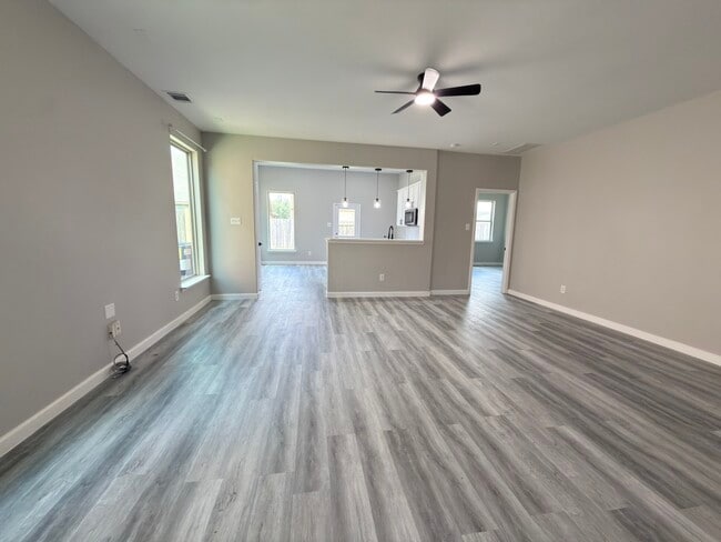 Photo - 9413 Savannah Holly Dr