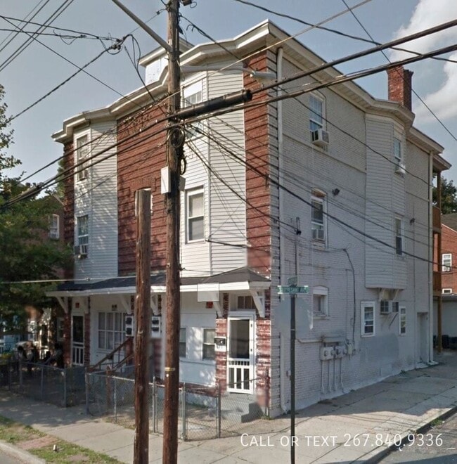 Building Photo - 674-684 Stuyvesant Avenue , 13-15 Christoph Ave-674-2 Unit 674-2