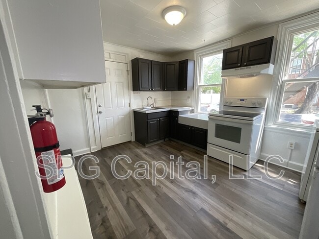 Photo - 203 W North St