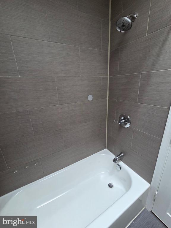 Photo - 224 Robina St