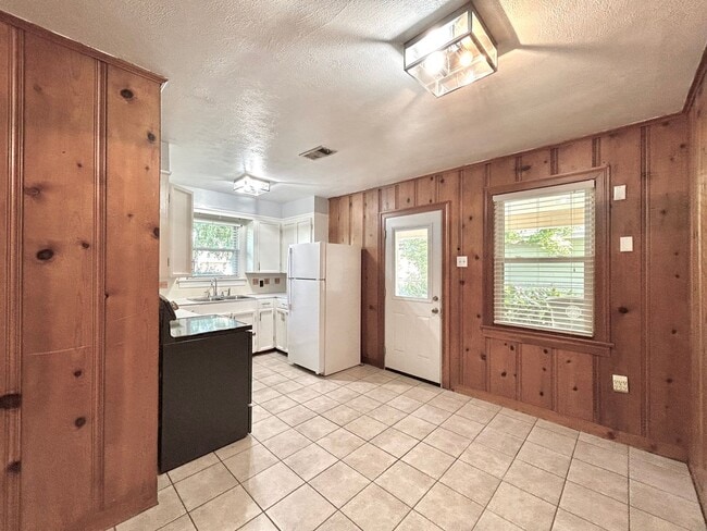 Photo - Charming Three Bedroom Home in a Highly Desirable Neighborhood