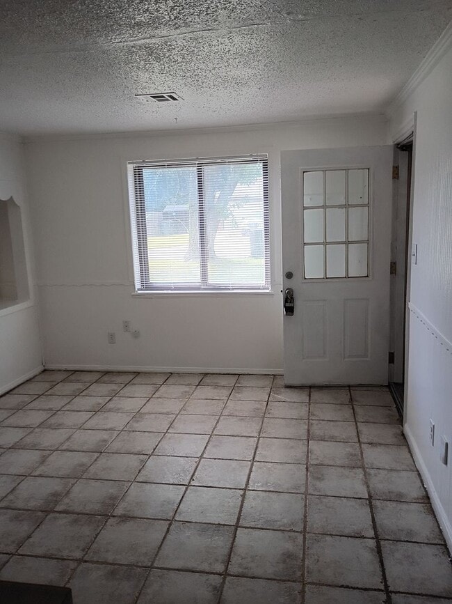 Photo - 3637 Teal Dr