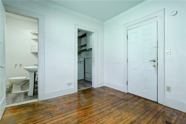 Photo - 85 Mapledale St
