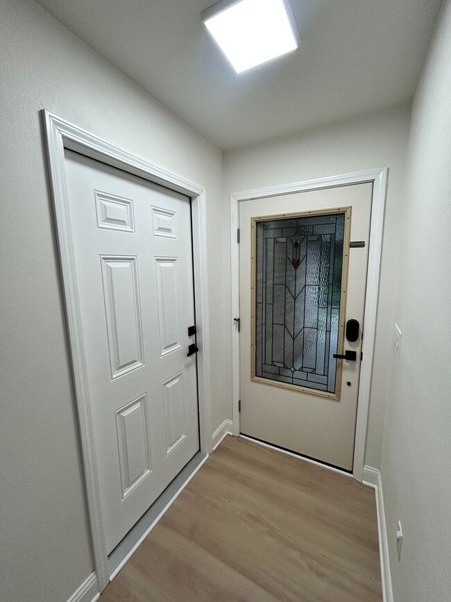 Photo - 1759 Fuller Dr