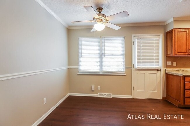 Photo - 602 NE Darwin St