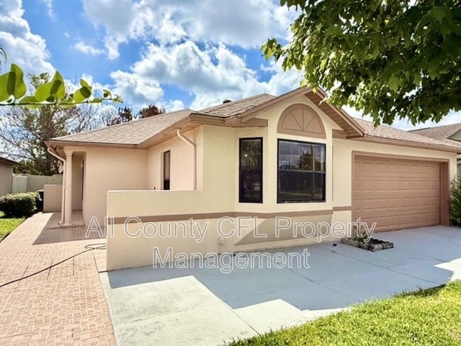 Photo - 2911 Woolridge Dr