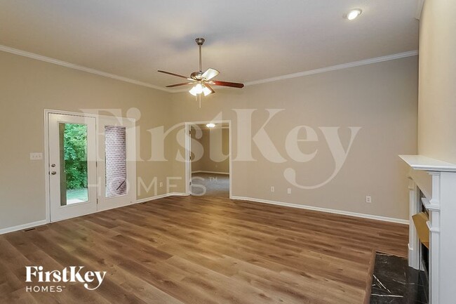 Photo - 339 Bayhill Dr