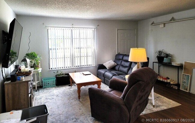 Photo - 311 SW Virden Ct