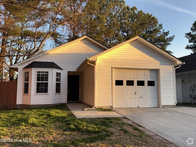 Building Photo - 3018 Derby Run Rd Rental