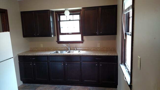 Kitchen - 116 Walnut St Unidad 116 Walnut Street