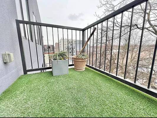 Photo - 281 S 2nd St Unit 2