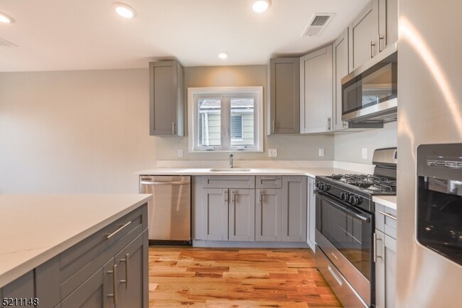 Photo - 255 Chadwick Ave Unit 2