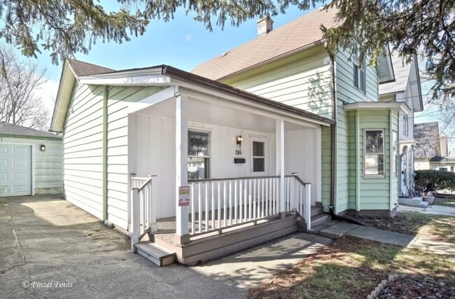 Photo - 286 Villa St