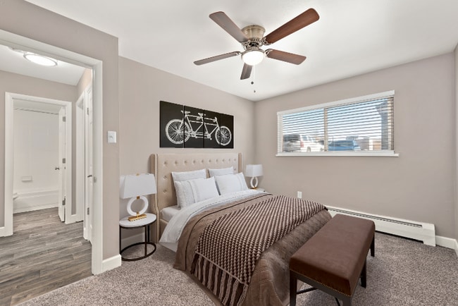 101 W Egbert St Unit 131-102