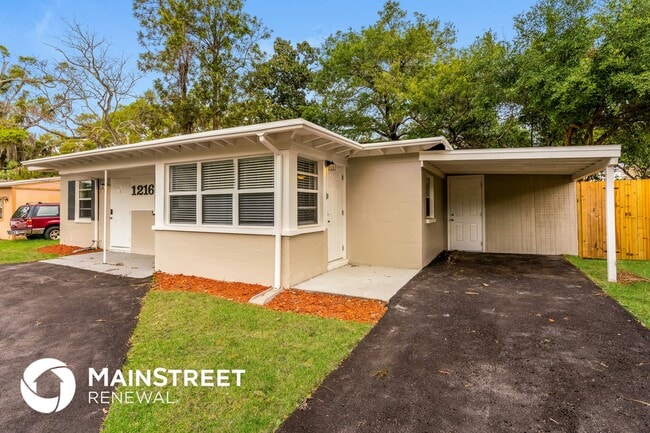 Building Photo - 1216 Claire Dr Rental