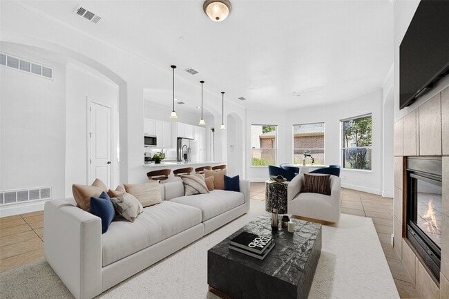 Photo - 8376 Library Street