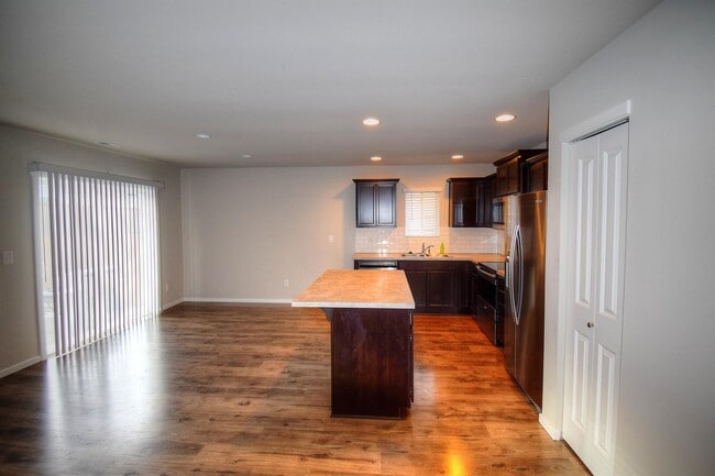 Photo - 6923 Sweetgum Ave NE
