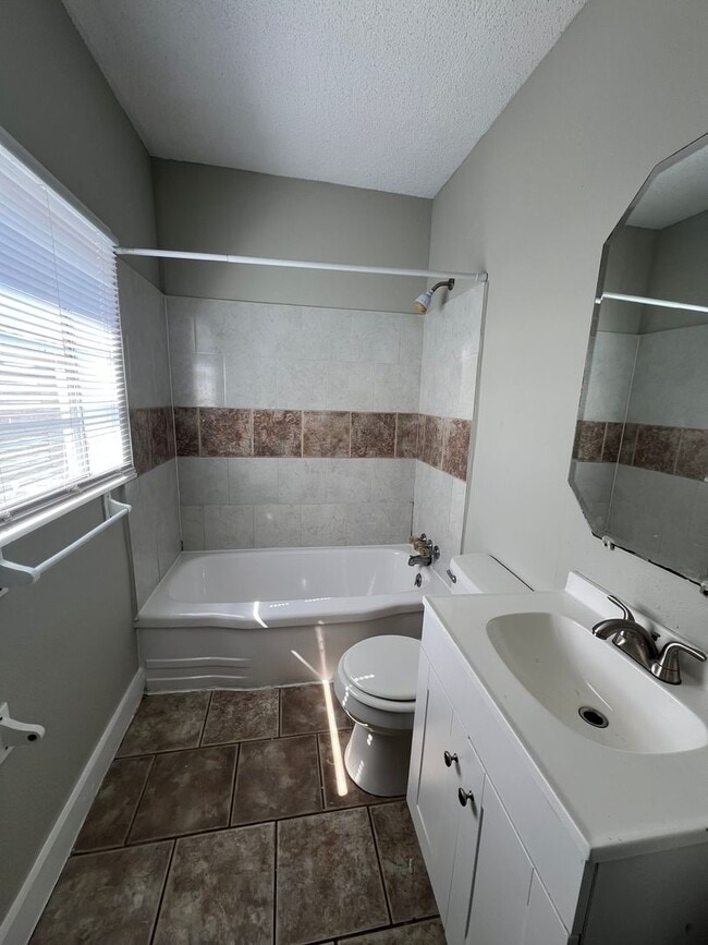 Photo - Three bedroom Upstairs Duplex