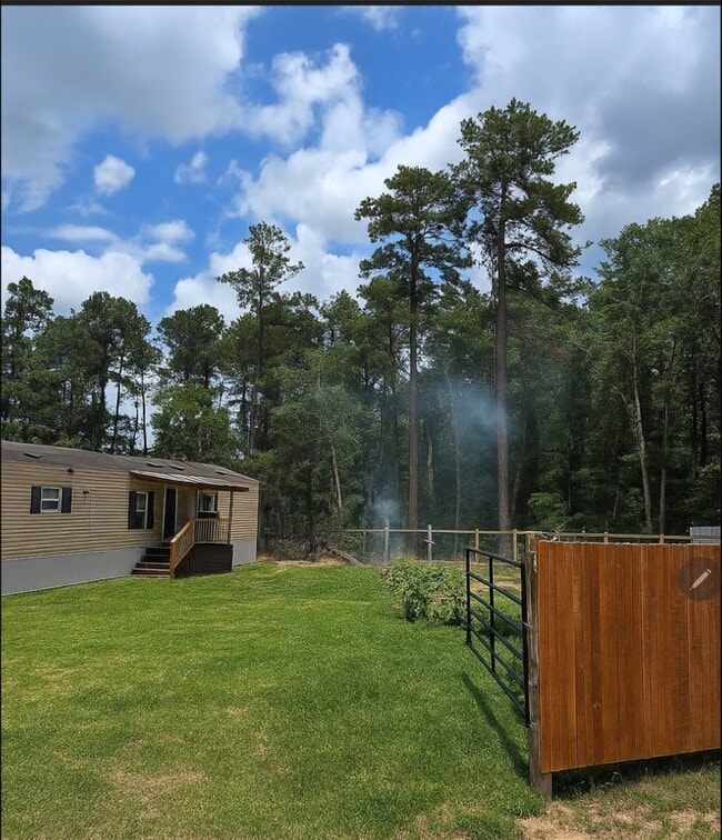 Building Photo - 8779 Pin Oak Dr Rental